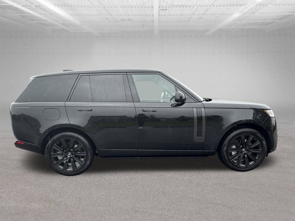 New 2025 Land Rover Range Rover SE AWD/4WD image 6