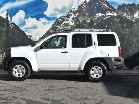 Used 2014 Nissan Xterra X image 7