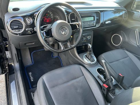 Used 2012 Volkswagen Beetle 2.5 FWD image 11