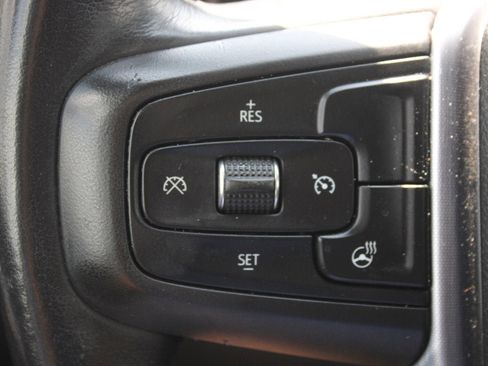 Used 2020 GMC Sierra 1500 Elevation w/ Elevation Value Package image 9