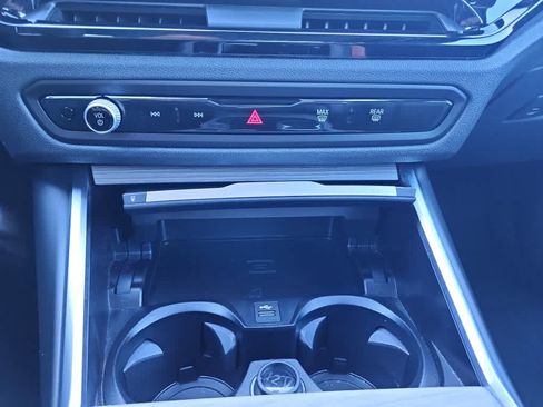 Used 2025 BMW 430i Convertible w/ Convenience Package RWD image 11