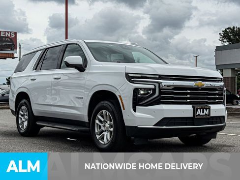 Used 2025 Chevrolet Tahoe LT AWD/4WD image 4
