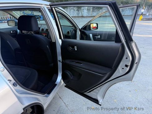 Used 2012 Nissan Rogue S image 12