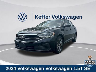 Used 2024 Volkswagen Jetta SE