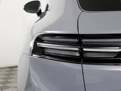 Certified 2025 Porsche Macan 4S Electric image 13