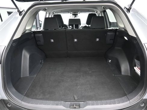 Certified 2025 Toyota RAV4 LE AWD/4WD image 28
