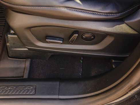 Certified 2023 Ford Explorer XLT w/ Equipment Group 202A image 20