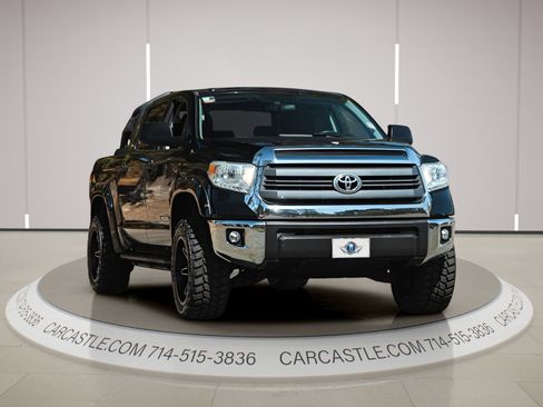 Used 2014 Toyota Tundra SR5 AWD/4WD image 3