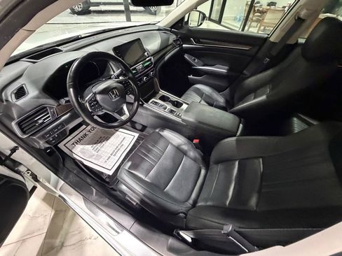 Used 2022 Honda Accord Touring image 18