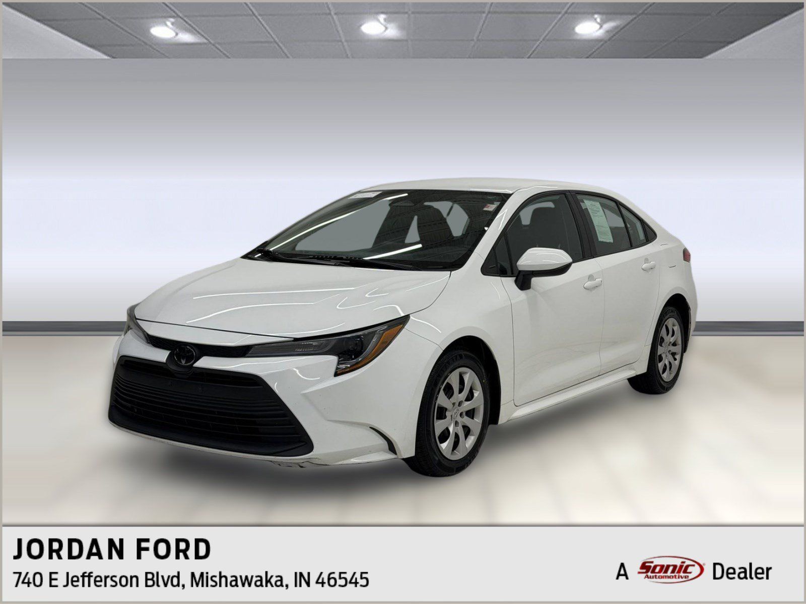 Used 2024 Toyota Corolla LE FWD image 1