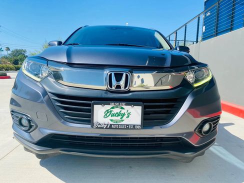 Used 2019 Honda HR-V EX image 16