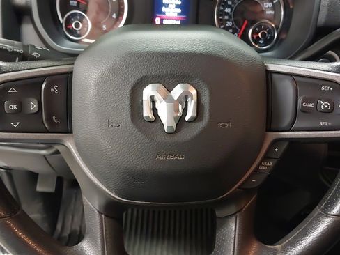 Used 2024 RAM 3500 Tradesman w/ Chrome Appearance Group image 35