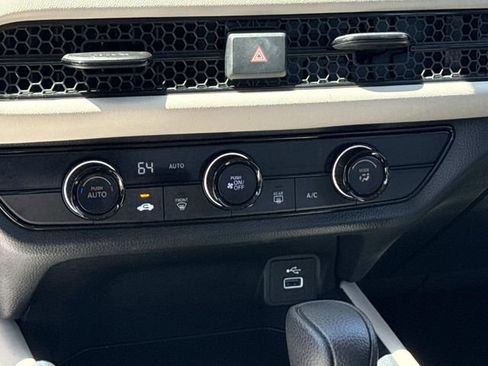 Used 2023 Honda HR-V LX image 21