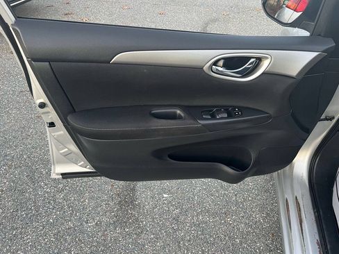Used 2015 Nissan Sentra SV w/ Navigation Package FWD image 21