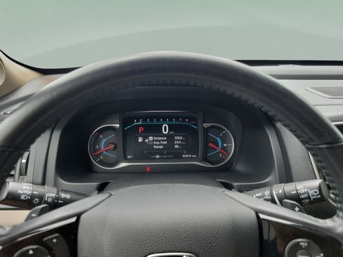 Used 2019 Honda Pilot Touring image 27