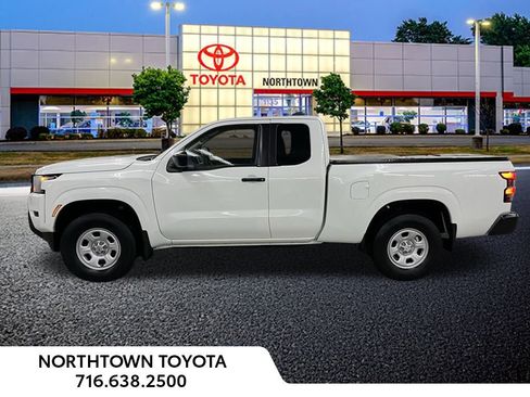 Used 2023 Nissan Frontier S w/ Technology Package image 2