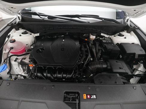 Used 2024 Hyundai Tucson SEL w/ Convenience Package AWD/4WD image 3