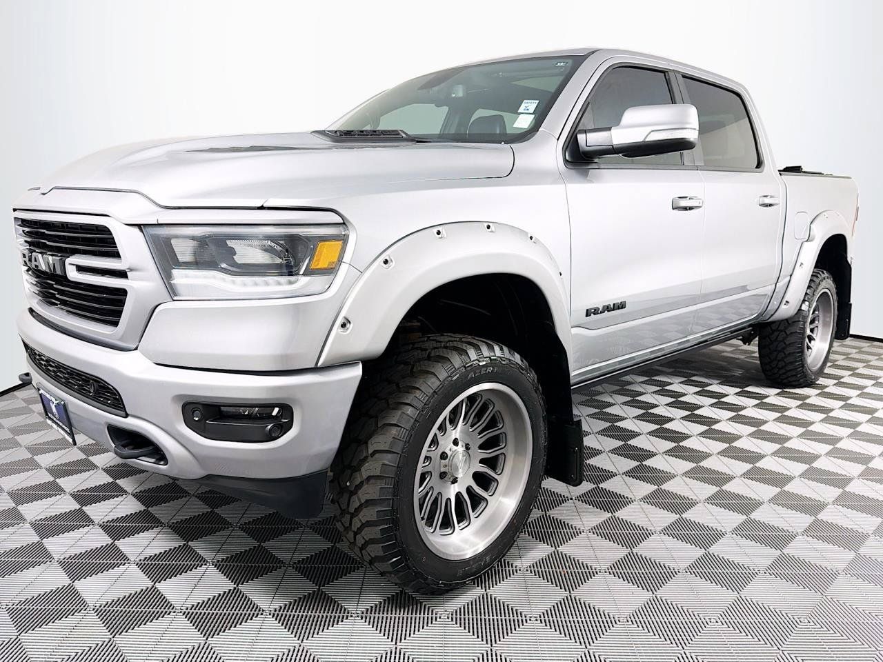 Used 2019 RAM 1500 Sport w/ Leather & Sound Group AWD/4WD image 6