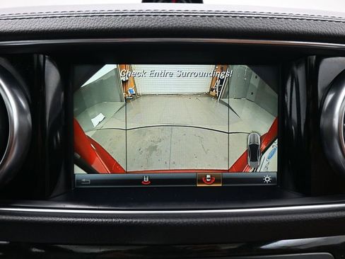 Used 2018 Mercedes-Benz SL 450 image 23