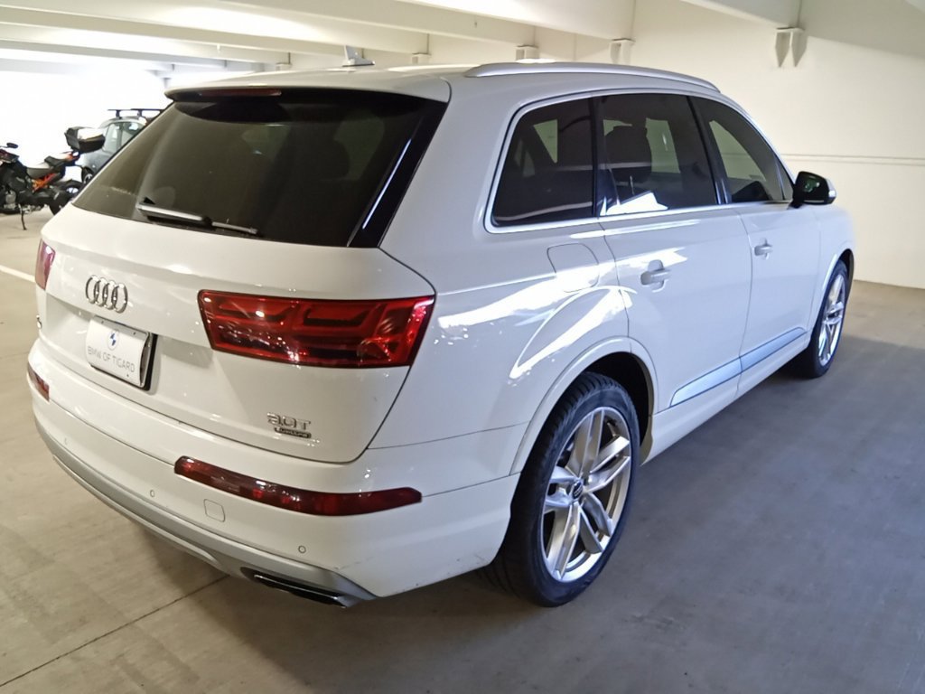 Used 2018 Audi Q7 3.0T Prestige AWD/4WD image 5