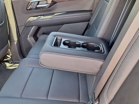 Used 2025 Chevrolet Tahoe LT image 12