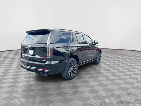Certified 2025 Cadillac Escalade V AWD/4WD image 12