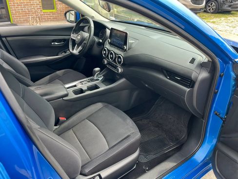Used 2022 Nissan Sentra SV FWD image 24