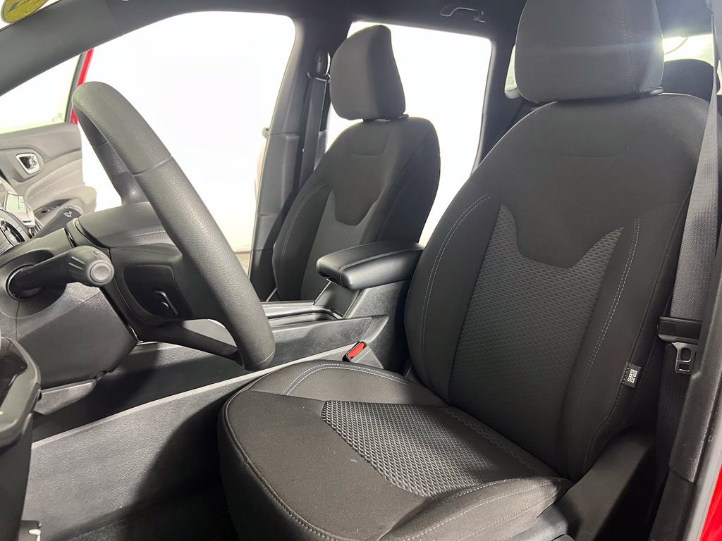 Used 2023 Jeep Compass Sport AWD/4WD image 19