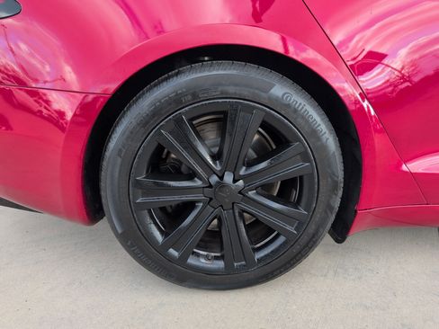 Used 2023 Tesla Model S Standard Range image 13