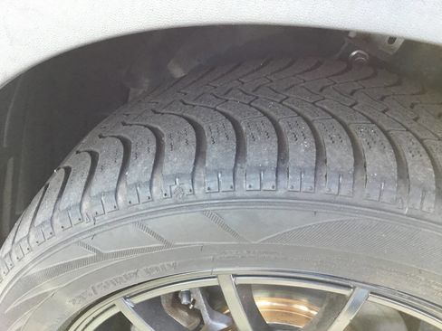 Used 2019 Mercedes-Benz GLA 250 4MATIC w/ Premium Package image 45