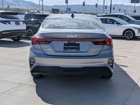 Certified 2023 Kia Forte LXS FWD image 4