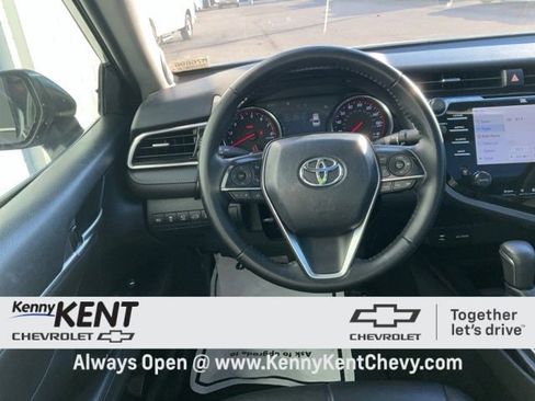 Used 2018 Toyota Camry XSE image 20