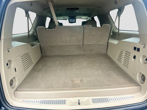 Used 2018 GMC Yukon XL Denali w/ Open Road Package RWD image 29