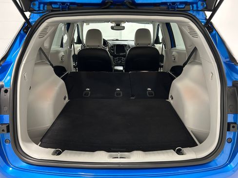 Used 2019 Jeep Compass Limited AWD/4WD image 35