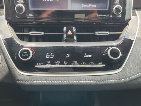 Used 2022 Toyota Corolla SE FWD image 22