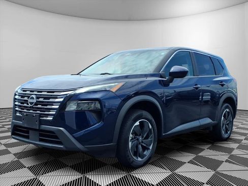 Used 2024 Nissan Rogue SV AWD/4WD image 22