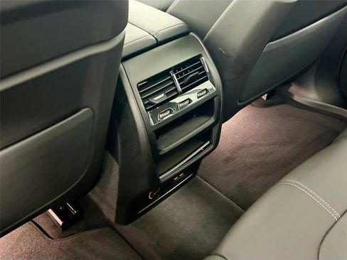 Used 2024 BMW X5 xDrive50e w/ M Sport Package image 26