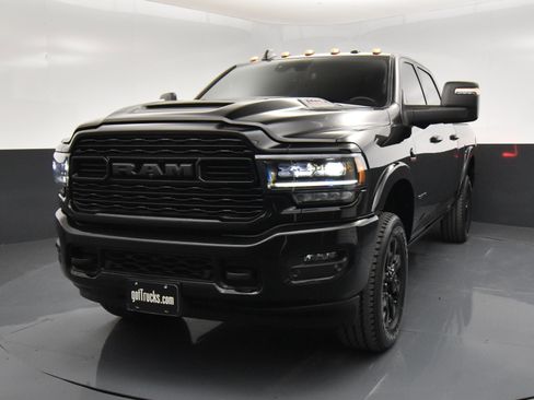 Used 2024 RAM 2500 Limited image 2