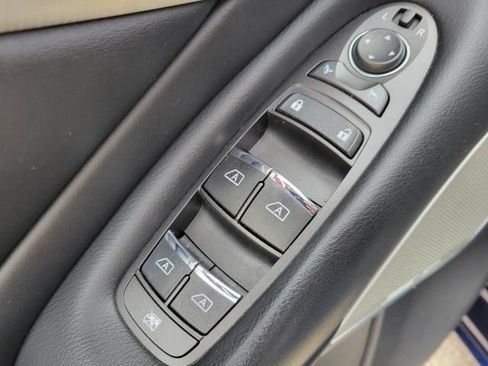 Used 2022 INFINITI Q50 Luxe AWD/4WD image 14