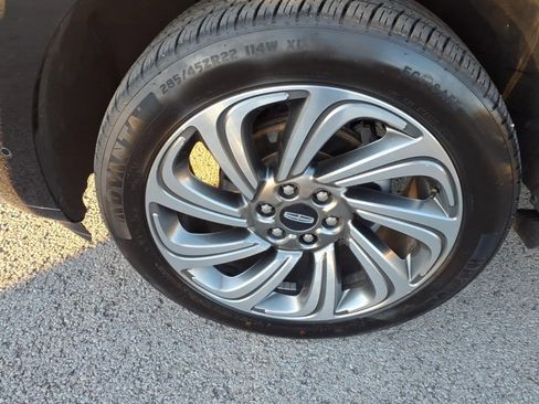 Used 2024 Lincoln Navigator Reserve image 6