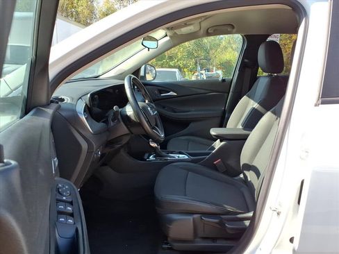 Used 2024 Buick Encore GX Preferred image 21