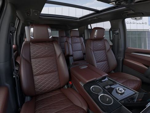New 2026 Cadillac Escalade Luxury w/ Touring Package AWD/4WD image 16