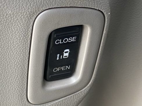 Used 2015 Honda Odyssey EX-L image 29