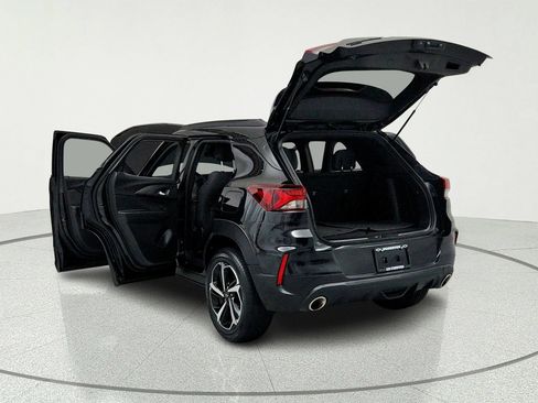 Certified 2023 Chevrolet TrailBlazer RS AWD/4WD image 11