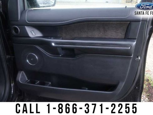 Used 2019 Ford Expedition Limited w/ Driver Assistance Package AWD/4WD image 29