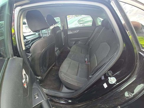 Used 2021 Kia Forte Sedan image 6