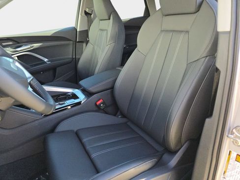 Used 2025 Audi Q5 Premium w/ Premium Plus AWD/4WD image 15