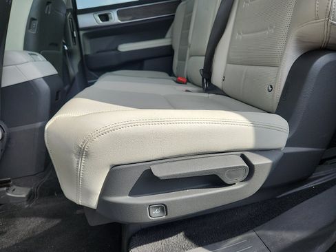 Certified 2024 Hyundai Santa Fe Limited AWD/4WD image 27