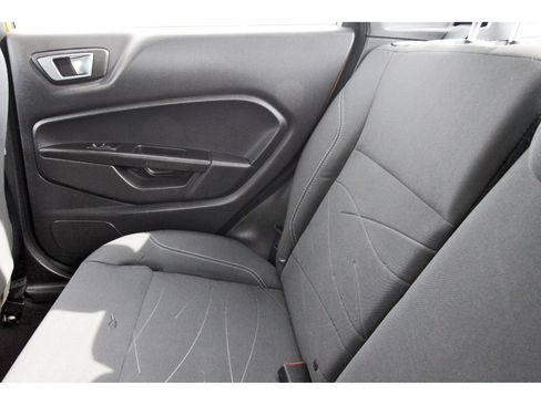 Used 2016 Ford Fiesta SE image 14