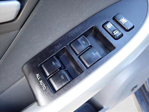 Used 2010 Toyota Prius Five image 10